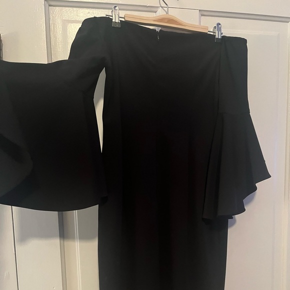 Calvin Klein black dress - Picture 2 of 3